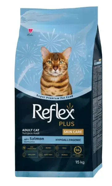 Adult cat food with salmon by PETS BAKERI, Reflex Plus Skin Care formula in a 1.5kg bag, featuring nutritious ingredients for feline health.