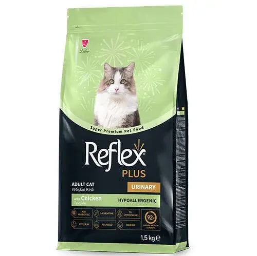 Reflex Plus Urinary Chicken adult cat food in a 1.5kg bag by PETS BAKERI, featuring chicken flavor and urinary health benefits.